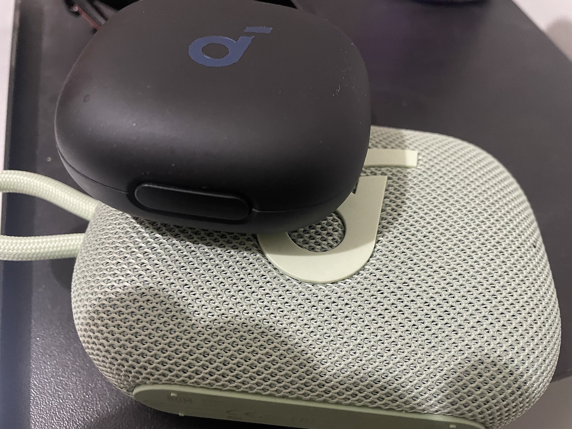 Soundcore Sport X20 — 5 อันดับหูฟังไร้สาย True Wireless แบตเตอรี่อึดที่สุดต่อการชาร์จหนึ่งครั้งที่มีจำหน่ายในไทย