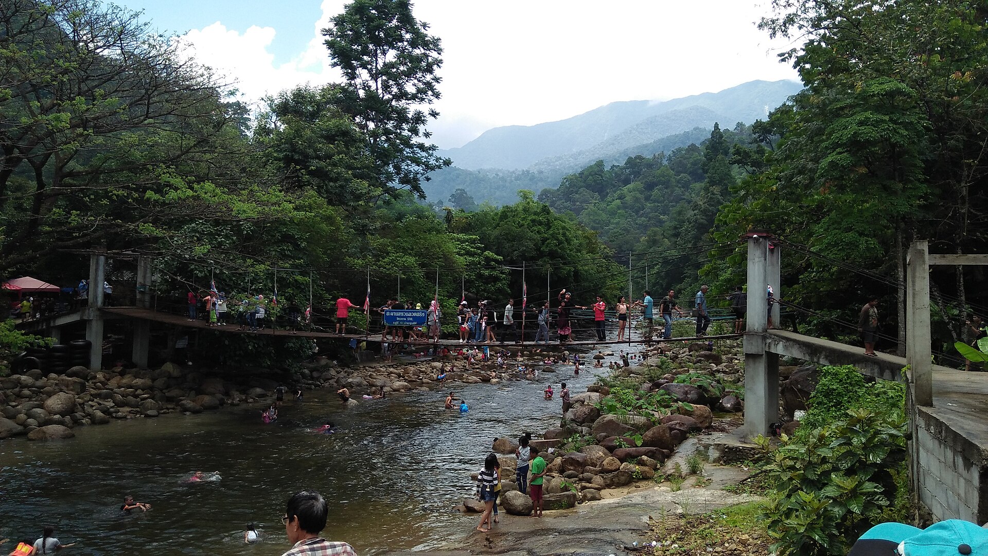 ชุมชนบ้านคีรีวง (จ.นครศรีธรรมราช) — 10 ชุมชนท่องเที่ยวเชิงวัฒนธรรมและวิถีชีวิตยอดนิยมในไทย สัมผัสเสน่ห์ภูมิปัญญาท้องถิ่นอย่างยั่งยืน