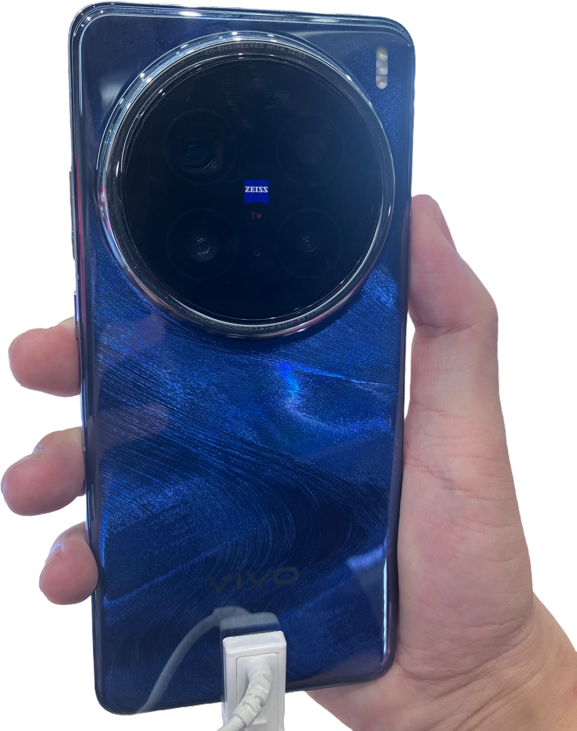 vivo X200 Pro — 10 อันดับสมาร์ตโฟนหน้าจอความสว่างสูงสุด (Peak Brightness) ที่วางจำหน่ายในไทย ปี 2026