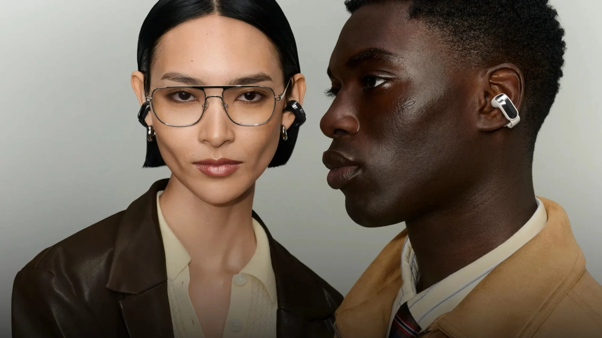 Bose Ultra Open Earbuds — 10 หูฟังไร้สายแบบเปิดหู (Open-Ear Earbuds) ยอดนิยมปี 2026 สวมใส่สบายตอบโจทย์สายสปอร์ตและคนทำงาน