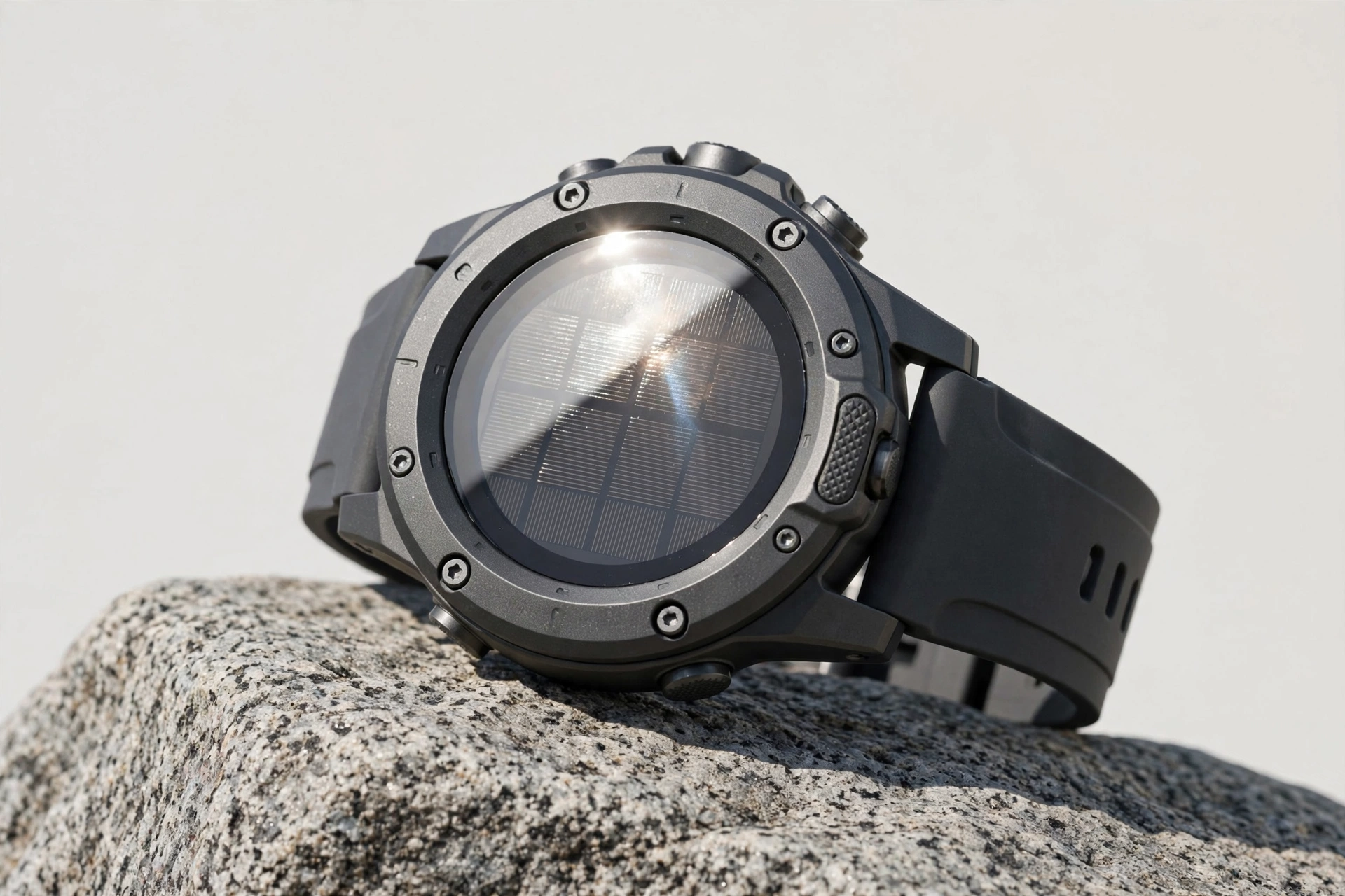 Garmin Instinct 2X Solar — 10 อันดับสมาร์ตวอทช์ที่มีอายุการใช้งานแบตเตอรี่นานที่สุดต่อการชาร์จหนึ่งครั้ง วางจำหน่ายในไทย ปี 2026