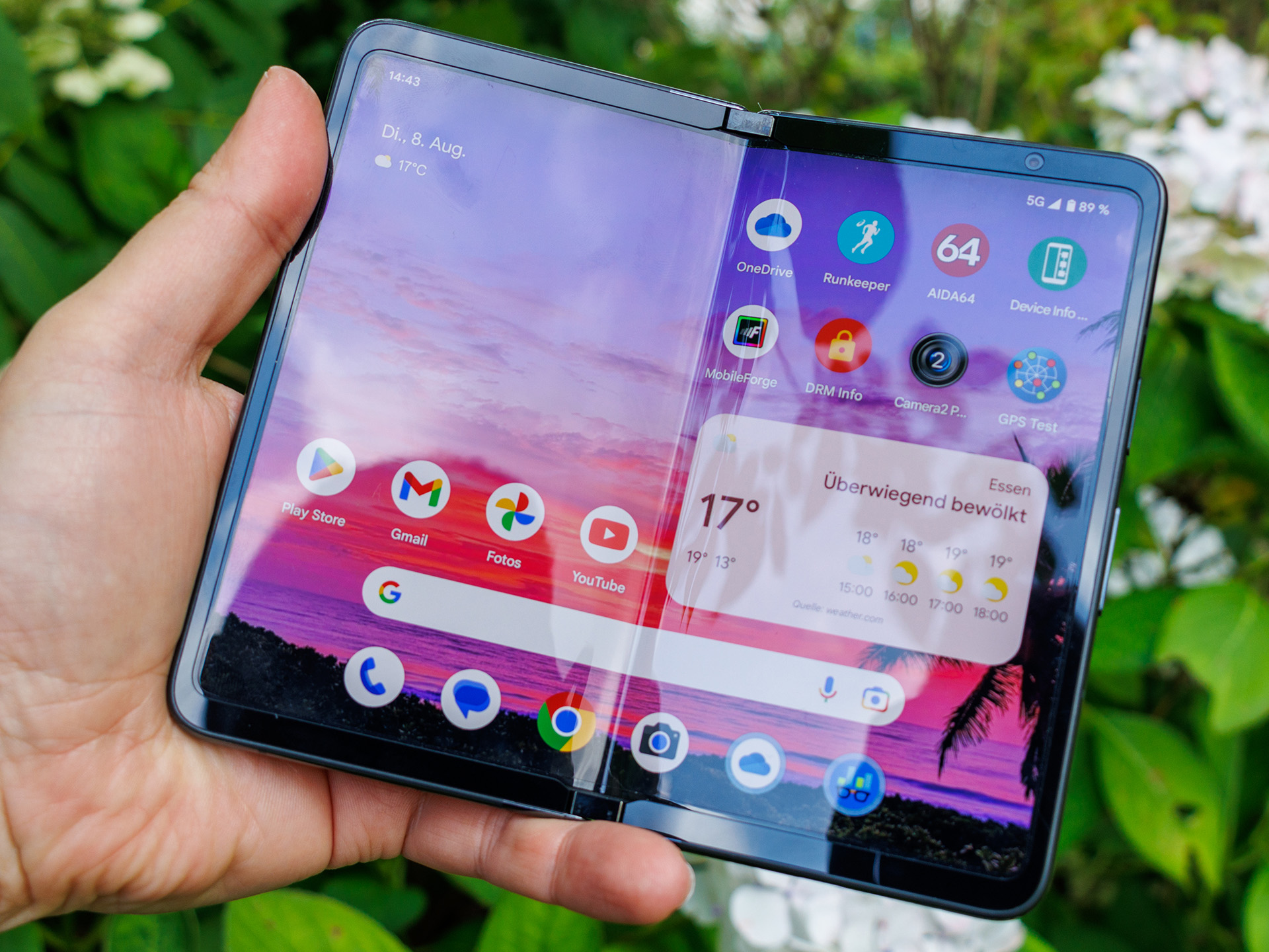 Google Pixel 11 Pro Fold — 10 สมาร์ตโฟนจอพับและสมาร์ตดีไวซ์จอพับสามทบยอดนิยมแห่งปี 2026 ผสานนวัตกรรมบานพับและจอภาพไร้รอยต่อ