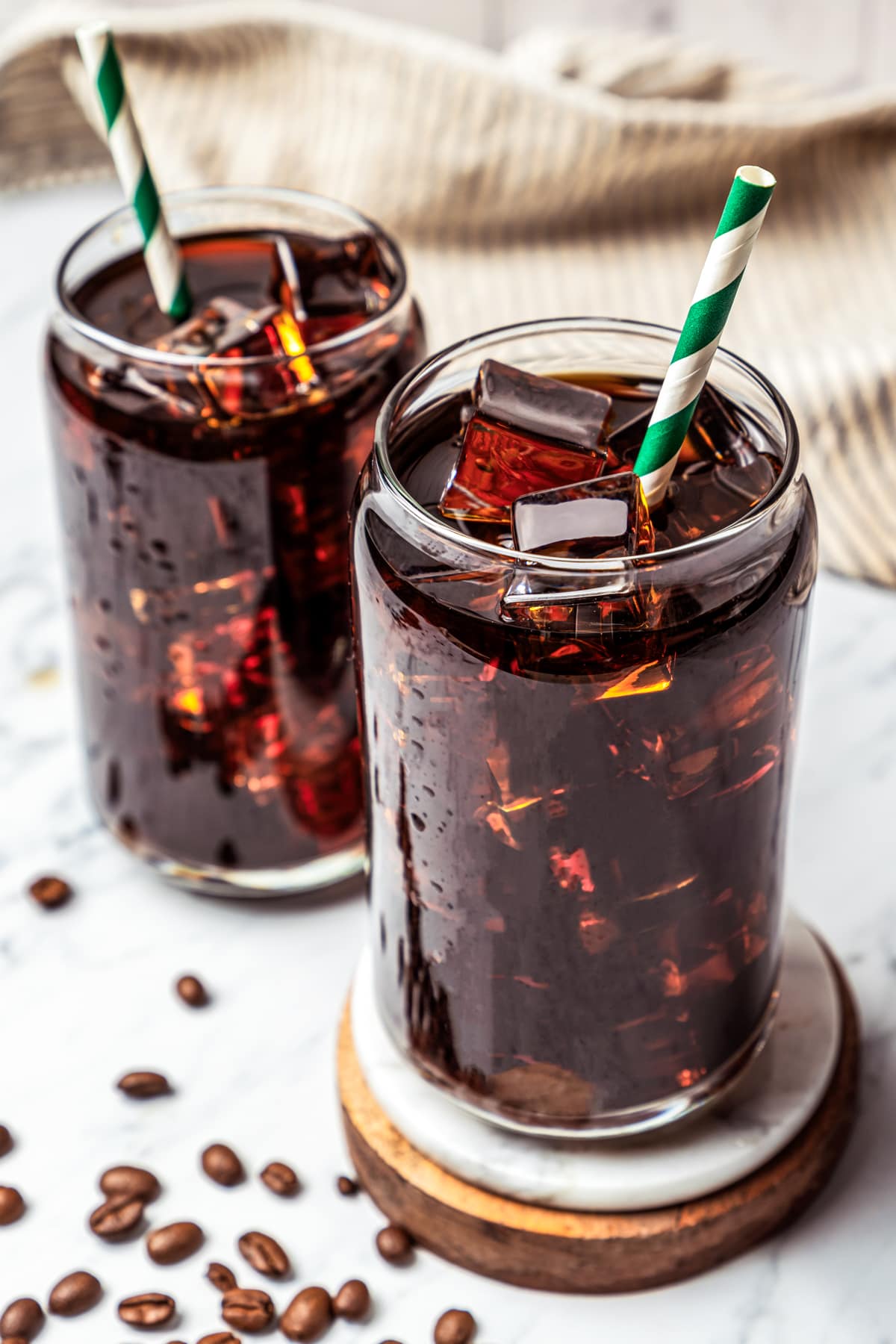 อเมริกาโน (Caffè Americano) — 10 อันดับเครื่องดื่มยอดฮิตในร้านกาแฟและคาเฟ่ที่มีปริมาณคาเฟอีนเฉลี่ยสูงสุดต่อแก้ว