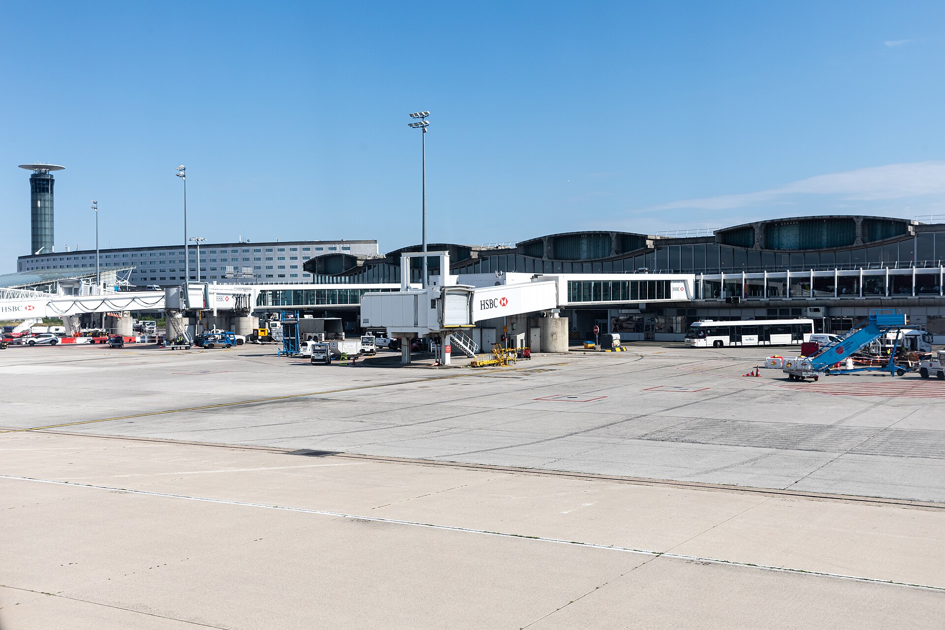 ท่าอากาศยานนานาชาติปารีส-ชาร์ล เดอ โกล (CDG) — 10 อันดับท่าอากาศยานที่มีจำนวนผู้โดยสารระหว่างประเทศมากที่สุดในโลก อัปเดตสถิติล่าสุดปี 2026