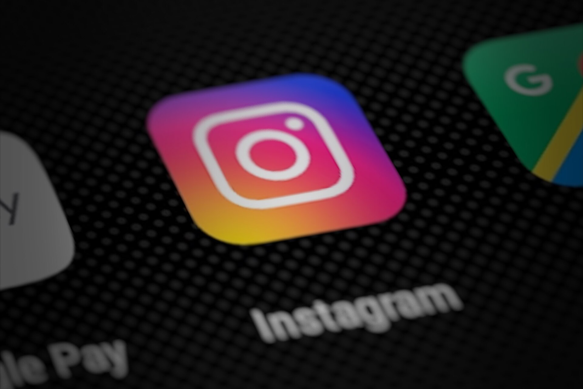 Instagram (@instagram) — 10 อันดับบัญชี Instagram ที่มีผู้ติดตามมากที่สุดในโลก อัปเดตสถิติล่าสุดปี 2026