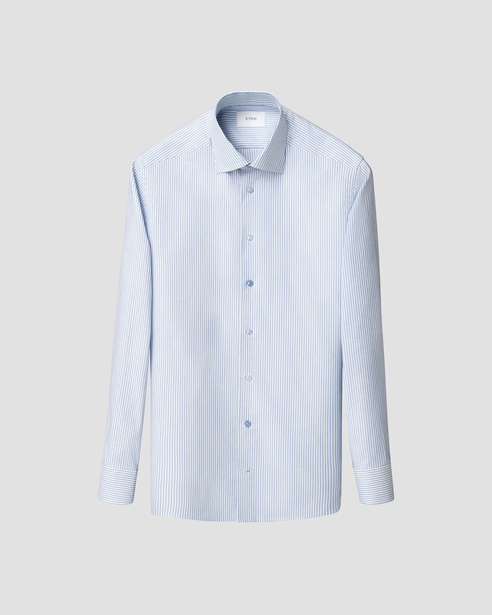 ผ้าประหยัดน้ำและเส้นใยเซลลูโลสหมุนเวียน (Recycled Cotton & Regenerated Cellulosic) — 10 เทรนด์การออกแบบและสั่งผลิตเสื้อยูนิฟอร์มองค์กรยุคใหม่ ปี 2026 สไตล์ Smart Casual ผสานฟังก์ชันใส่สบาย
