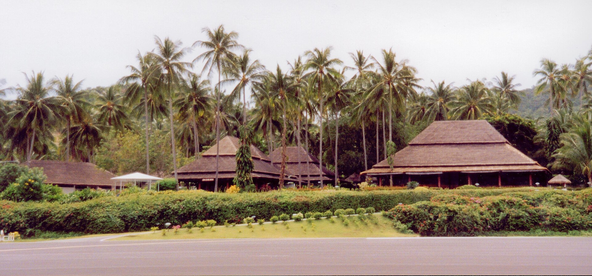ท่าอากาศยานสมุย (Samui Airport) — 10 อันดับท่าอากาศยานในไทยที่มีจำนวนผู้โดยสารรวมมากที่สุด อัปเดตสถิติล่าสุดปี 2568-2569