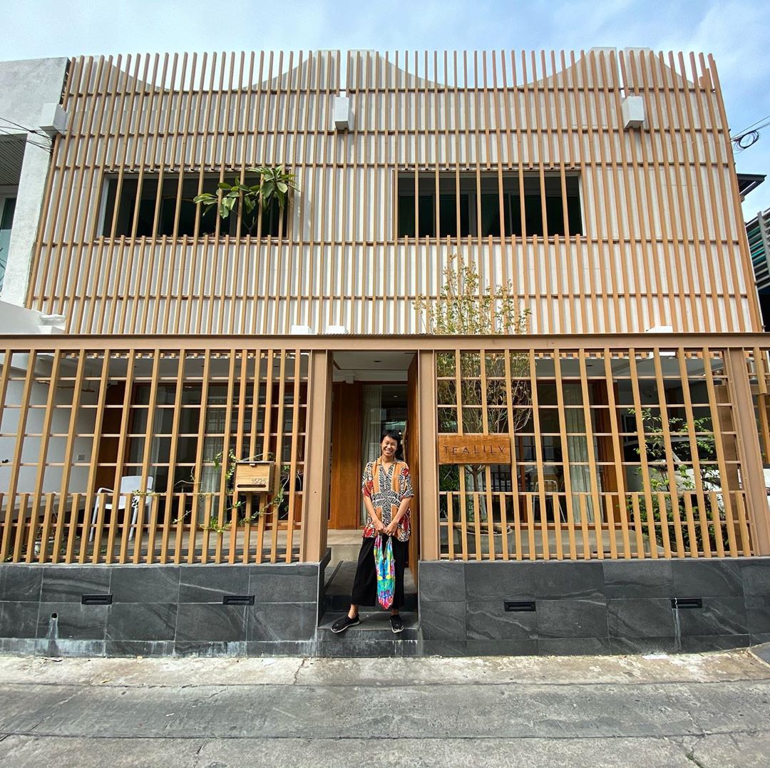 Tealily Cafe (เอกมัย 12) — 10 คาเฟ่มัทฉะสเปเชียลตี้นำเข้าเกรดพิธีชงชา ย่านทองหล่อ-เอกมัย ยอดนิยมปี 2569