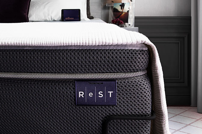 ReST Bed 3.0 — 10 นวัตกรรมเครื่องนอนและที่นอนอัจฉริยะ (Smart Mattress & Sleep Tech) ยอดนิยมปี 2026 เพื่อการนอนหลับลึกและฟื้นฟูสุขภาพอย่างสมบูรณ์แบบ