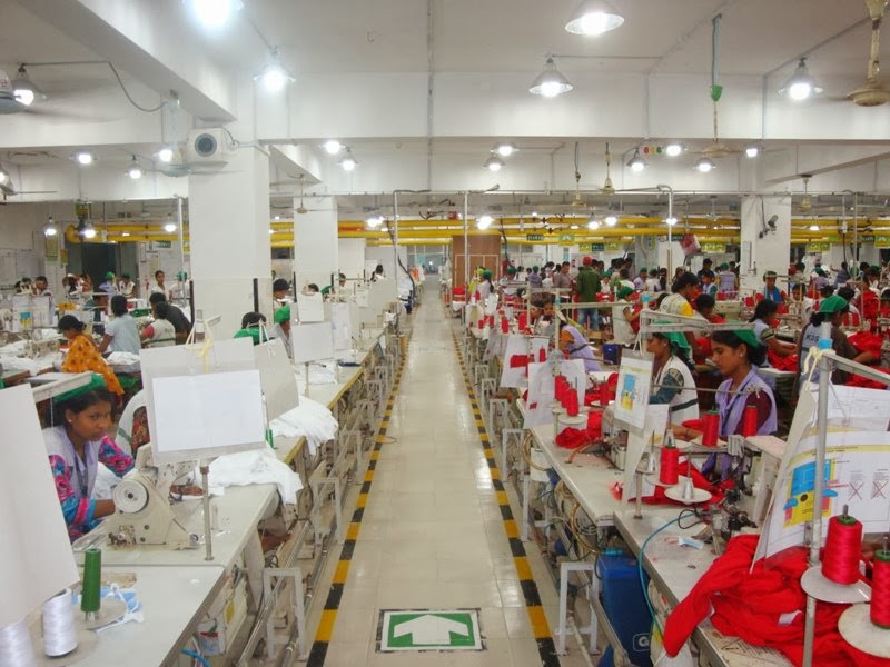 แรงงานสิ่งทอและเครื่องนุ่งห่มกว่า 90 ล้านคนทั่วโลก — 10 เรื่องน่ารู้ในหมวดโรงงานผลิตเสื้อผ้าและอุตสาหกรรมแฟชั่นยุคใหม่